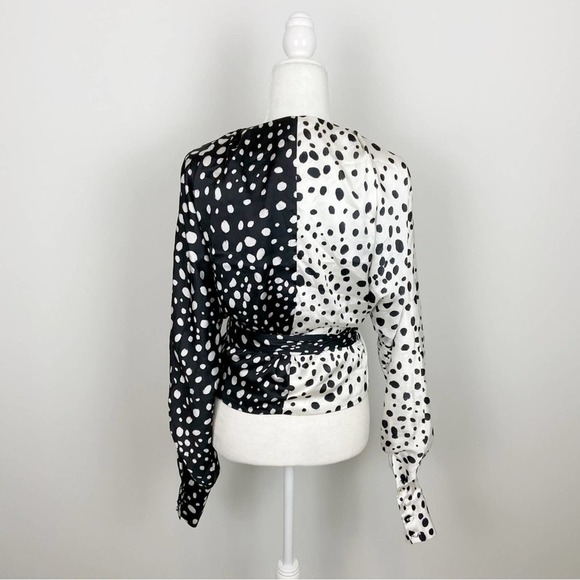 LPA Dolman Wrap Top in Austin Print - Picture 3 of 7